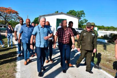 Recorre Presidente cubano lugares de Santa Clara (+ Fotos)