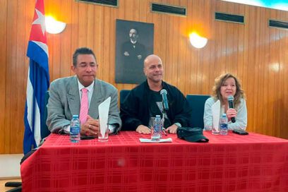 Agradece Cuba apoyo de asociaciones francesas a la Revolución