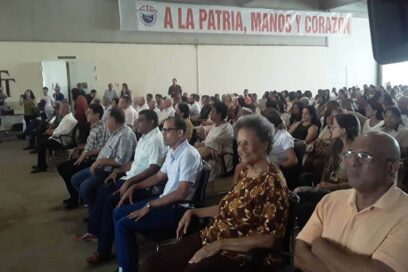 Tabacaleros cubanos comprometidos con la economía del país (+Fotos)