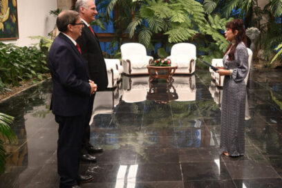 Recibe Díaz-Canel cartas credenciales de nuevos embajadores