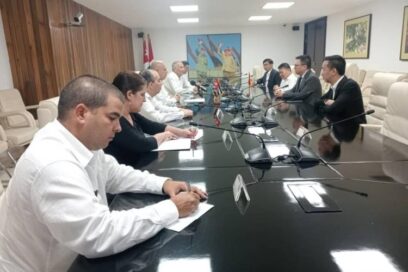 Intercambia Morales Ojeda con Le Quoc Minh, editor jefe del periódico Nhan Dan