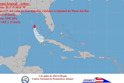 Tormenta tropical Arlene con poco cambio