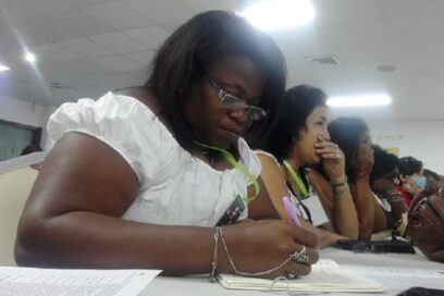 Evento de creadoras resalta aporte socioeconómico de mujeres cubanas