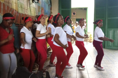 Músicos, poetas, y…