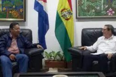 Presidente cubano da la bienvenida a su homólogo de Bolivia