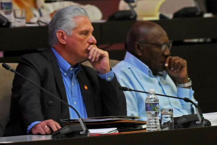 El Presidente de la República, Miguel Díaz-Canel ha estado siguiendo todos los debates de la ANPP. Foto: Heriberto González Brito