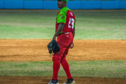 Play off: Leñadores a un paso de la final, con apagón incluido