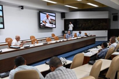 Convertirnos en un país de productores