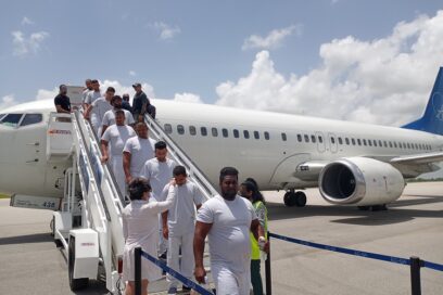 Devuelven a otro grupo de migrantes irregulares