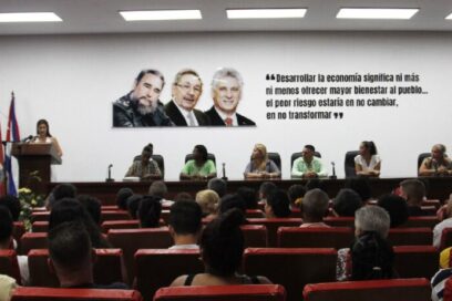 Festejan su Día trabajadores gráficos cubanos