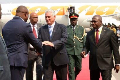 Llegó Díaz-Canel a Angola (+ Fotos)