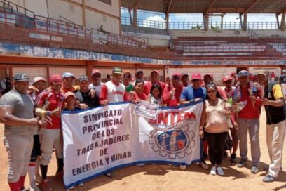 En Santiago de Cuba Copa de Softbol en saludo al décimo aniversario del Sindicato de Energía y Minas
