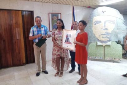 Reconocimiento sindical al Complejo Escultórico Comandante Ernesto Guevara