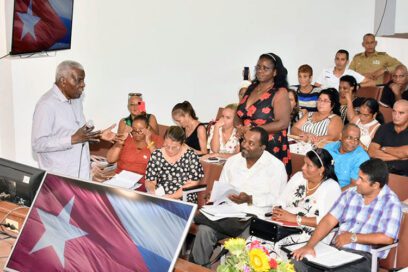 Participó Esteban Lazo en Asamblea Municipal de Boyeros