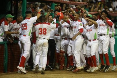 Play off: Pura noche tunera (7-2) abrió la final beisbolera