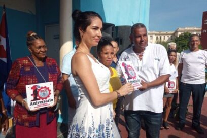 Reconoce movimiento obrero a centros destacados de la industria (+Fotos)