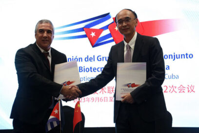 Suscriben Cuba y China acuerdos de cooperación biotecnológica (+Fotos)