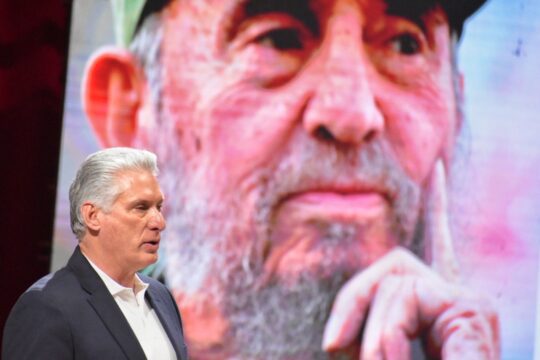 ¡En primera fila!, ¡a la vanguardia va el Comité! (+video)