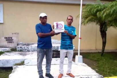 Entregan en Las Tunas placa X Aniversario del Sindicato de Industrias