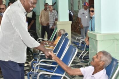 La atención al adulto mayor: una preocupación permanente de la Revolución