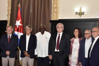 Recibió Esteban Lazo a delegación de la Asamblea Nacional de Francia
