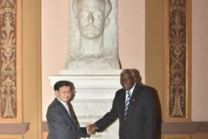 Recibe Esteban Lazo al Presidente de la República Democrática Popular Lao
