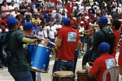 Felicita Díaz-Canel a Brigada Martha Machado en su aniversario 15