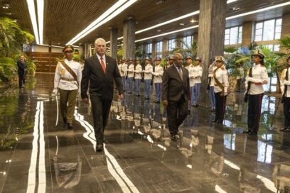 Da Díaz-Canel «bienvenida de todo corazón» a Azali Assoumani, presidente de la Unión de las Comoras y la Unión Africana