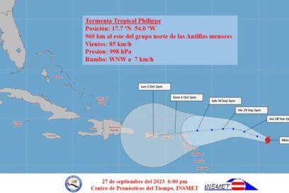 Ciclón tropical Philippe se desplaza lentamente sobre Atlántico tropical