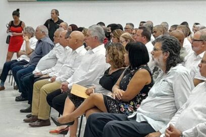 Asistió Presidente cubano al acto en homenaje a Salvador Allende