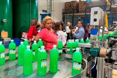 Diputados cumplen programa de trabajo en industrias matanceras (+ Fotos)