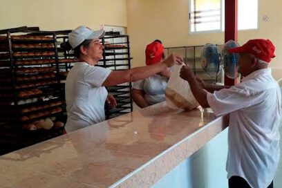 Contra viento y marea, el pan de Pánfilo y otras producciones