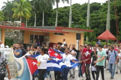 Santa Clara recordó al Che en el aniversario 26 de su retorno (+videos)