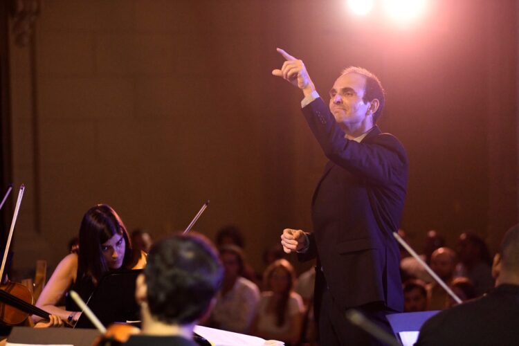 José Antonio Méndez, director musical del Festival Mozart Habana y director de la Orquesta del Lyceum de La Habana. Foto: Néstor Martí