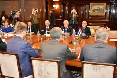 Grupo parlamentario ruso de amistad recibe a delegación cubana