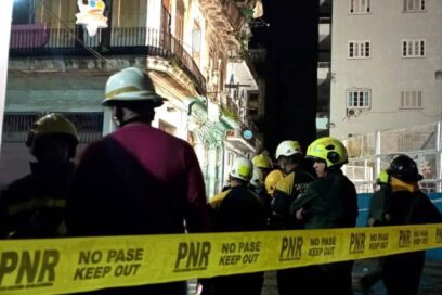 Desarrollan acciones de rescate tras derrumbe de edificio en La Habana Vieja