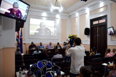 Actualizan sobre implementación de Ley de Comunicación Social