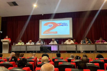 Sindicalistas debaten retos del sector alimentario en Cuba