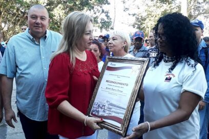 Celebra Laminador 200T el aniversario 35 de su fundación