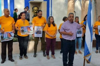 Abandera Ulises Guilarte delegación avileña a Conferencia del Sindicato de la Salud (+ Fotos) 