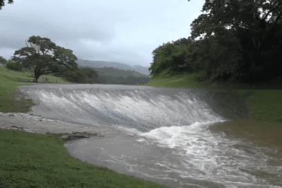Santiagueros preparados y alertas ante anuncio de intensas lluvias (+video)