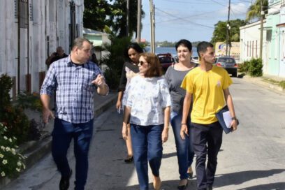Caminando el barrio, junto al pueblo y los delegados
