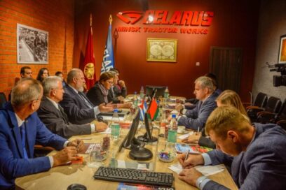 Implementar, en el menor tiempo posible, todos los acuerdos suscritos