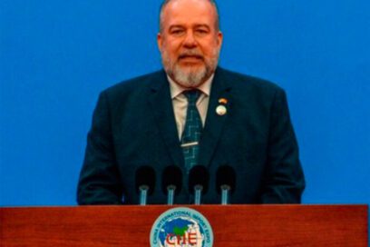 Primer Ministro de Cuba continúa visita oficial a China