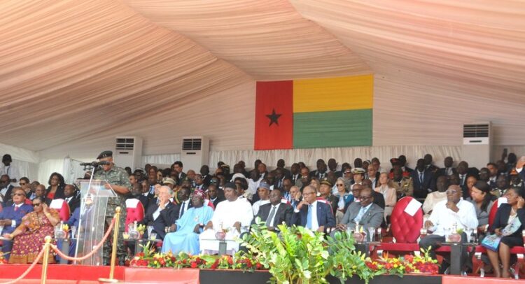 Honores para Cuba en la conmemoración por el 50 aniversario de Guinea Bissau (+video)