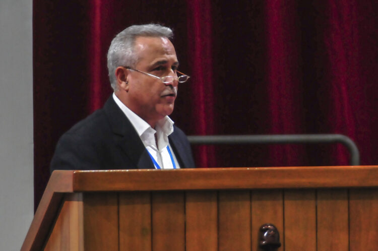 Ministro de Industrias, Eloy Álvarez Martínez. Foto: Heriberto González Brito