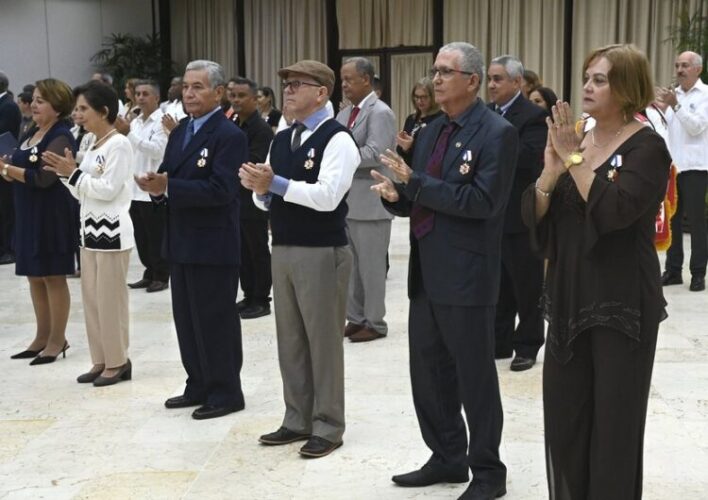 Reconocimiento a quienes siembran valores de humanidad