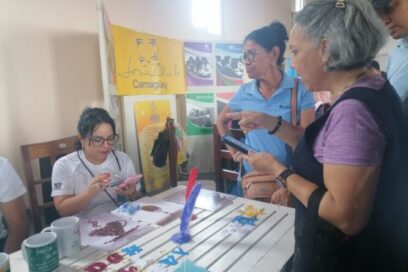 Capacitan y asesoran sobre bancarización en Camagüey