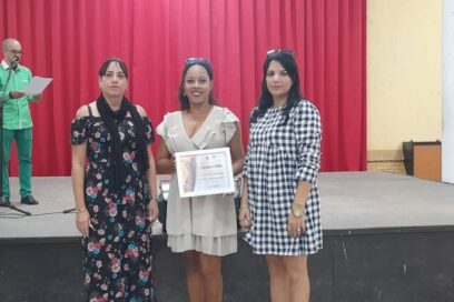 Reconocen a quienes impulsan la cultura en Camagüey