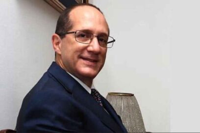 Embajador cubano en Serbia exalta logros de la Revolución